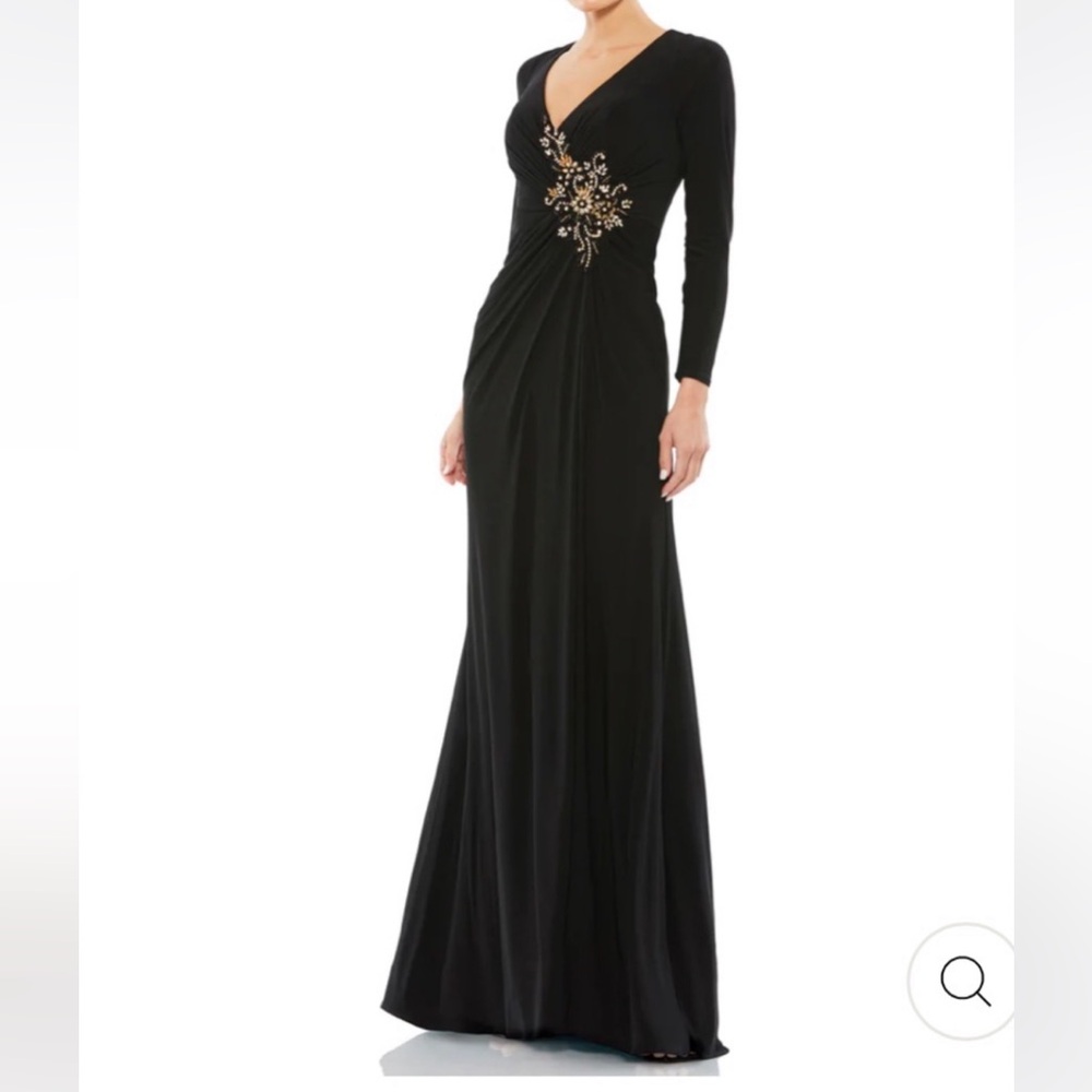 MacDuggal Faux Wrap Long Sleeve Gown w/Appliqué Detail Size 10 NWT BLK